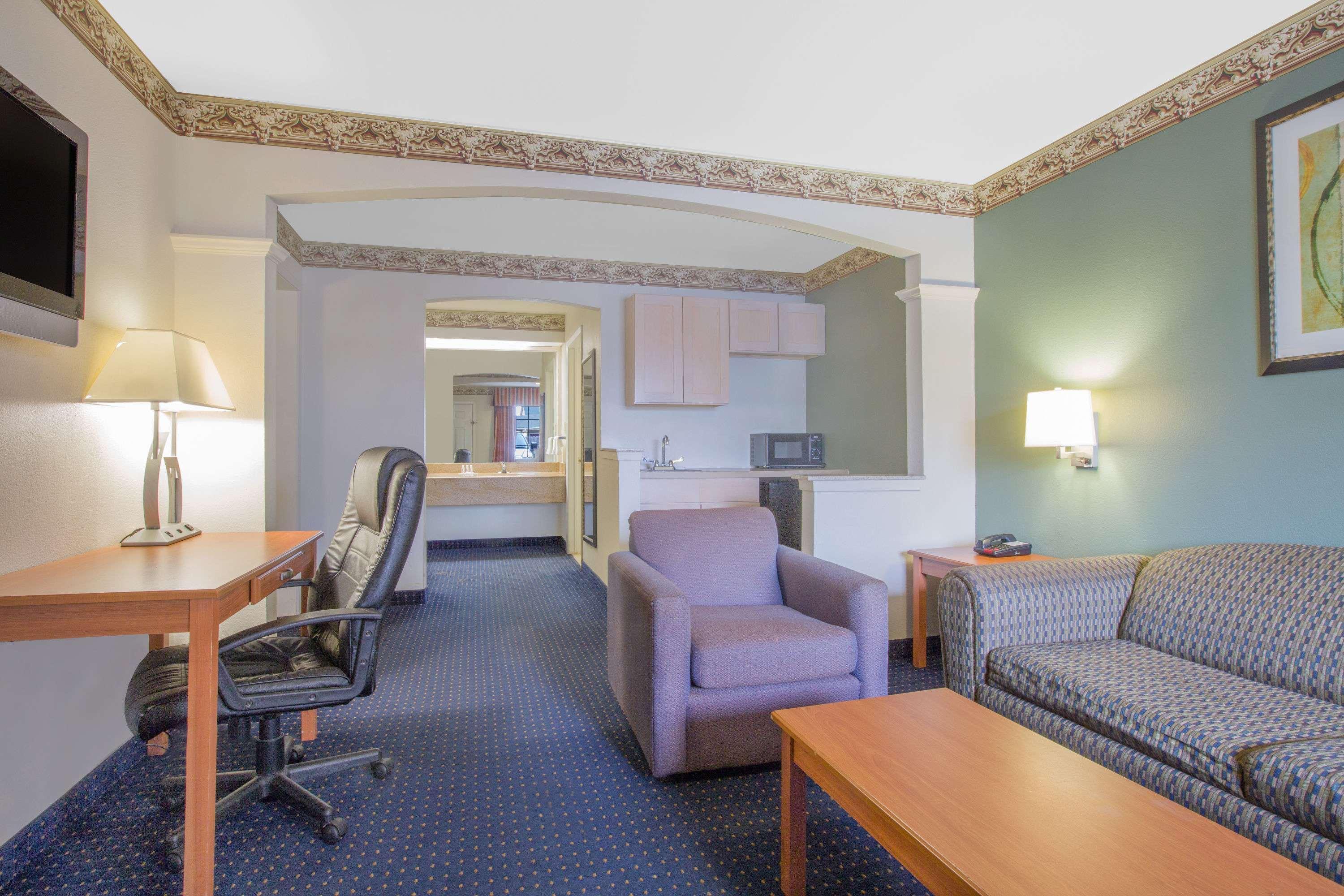Days Inn By Wyndham Nacogdoches/Sfa University/Downtown Zewnętrze zdjęcie