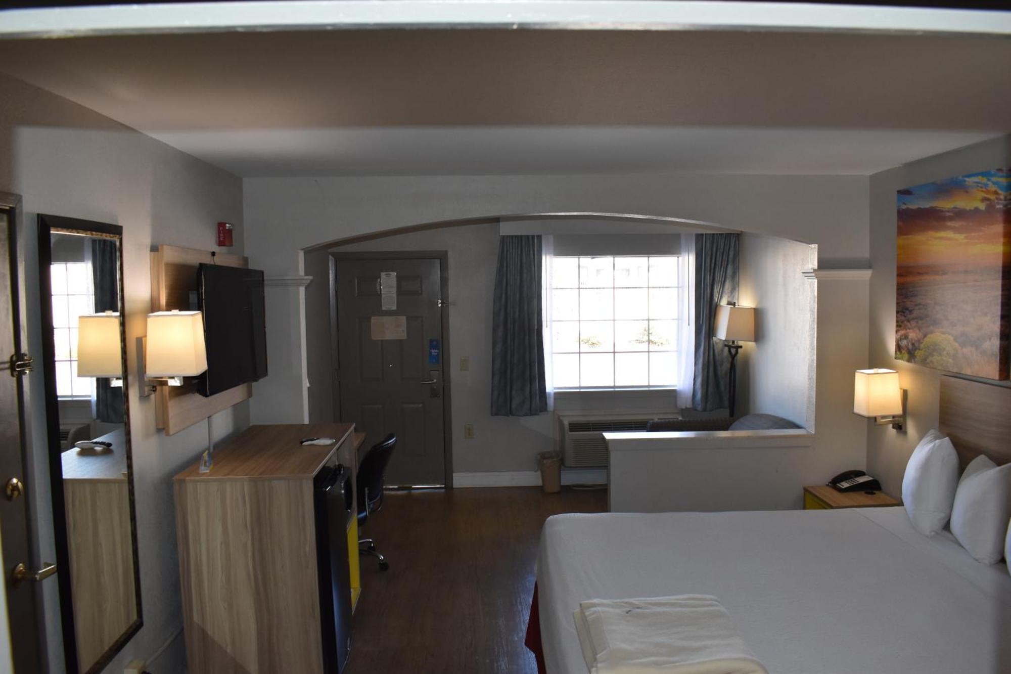Days Inn By Wyndham Nacogdoches/Sfa University/Downtown Zewnętrze zdjęcie